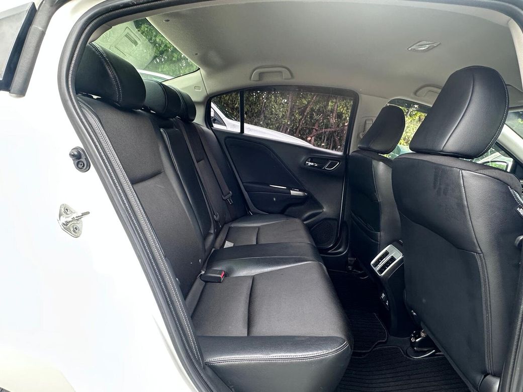 2015 Honda Grace