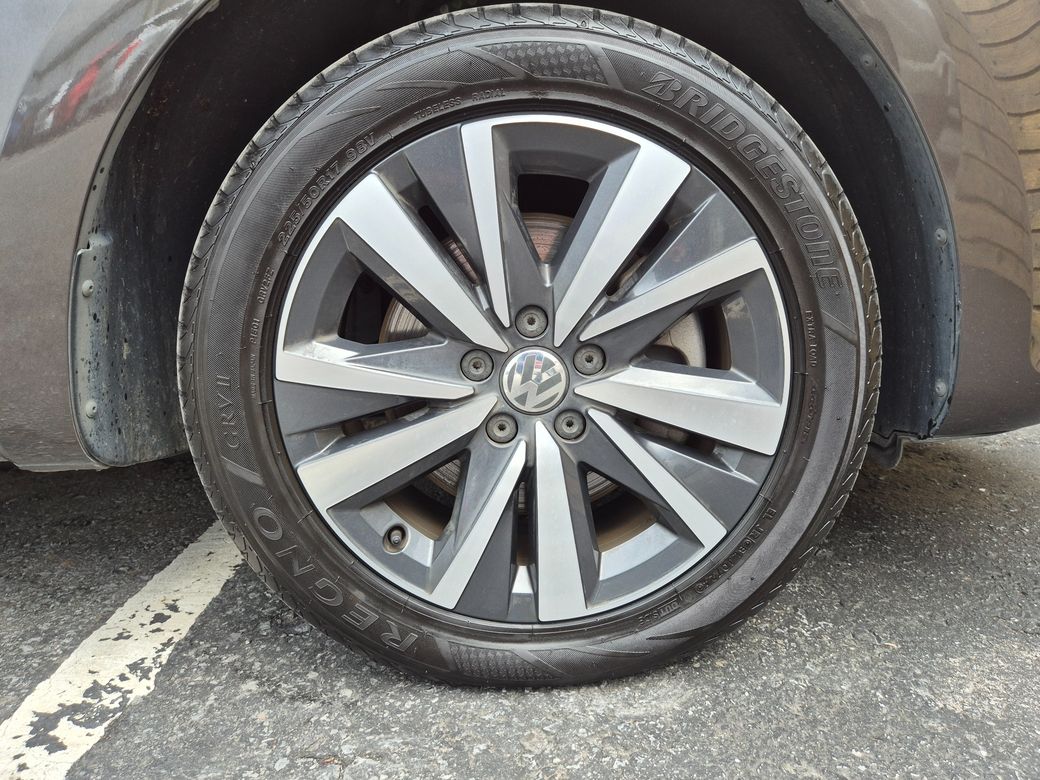 2021 Volkswagen Sharan