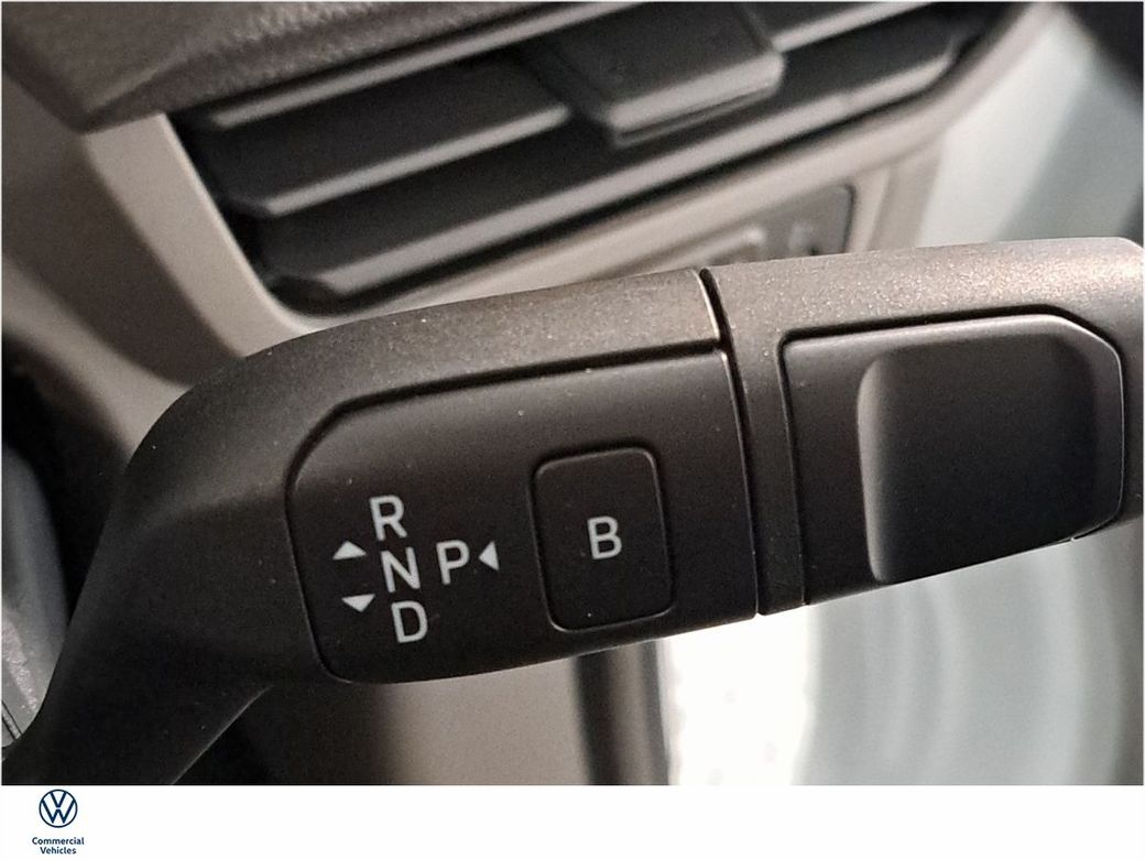 2025 Volkswagen Transporter