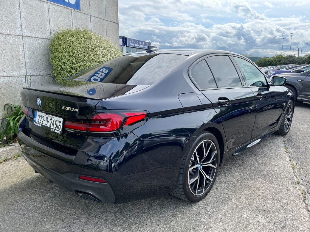 2022 BMW 5 Series