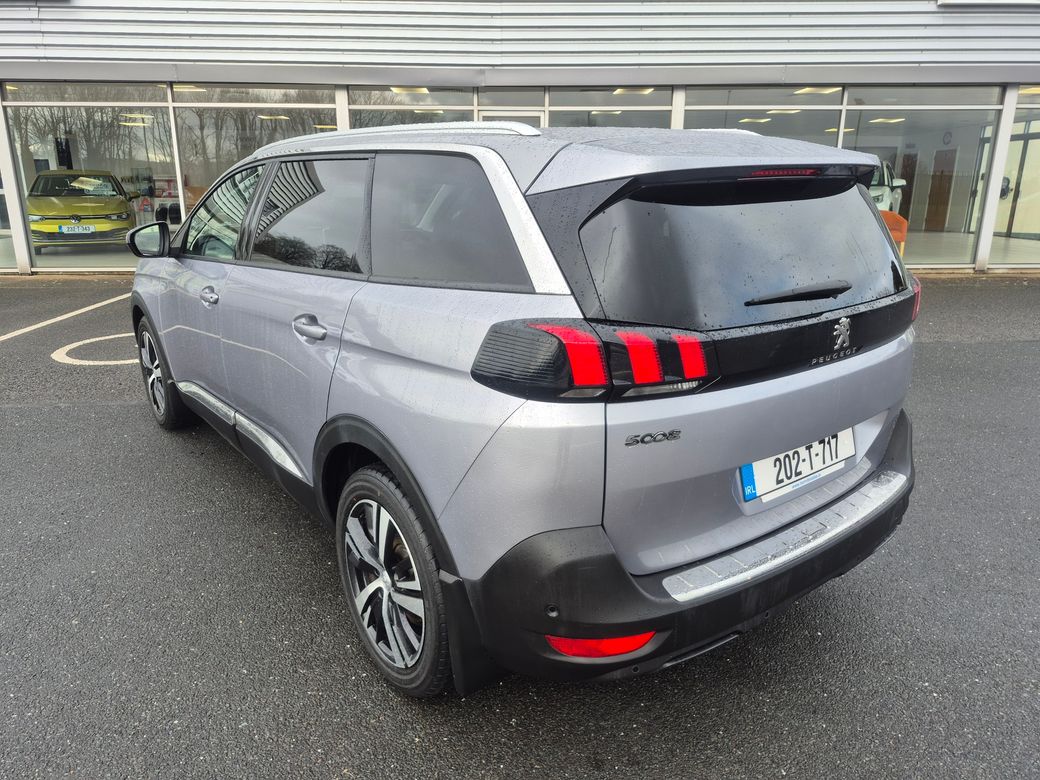 2020 Peugeot 5008