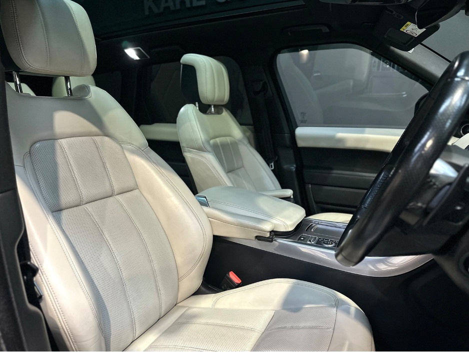 2020 Land Rover Range Rover Sport