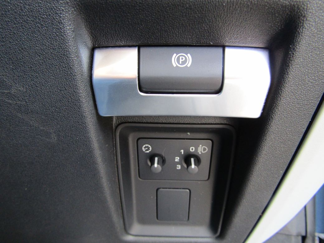 2021 Land Rover Defender