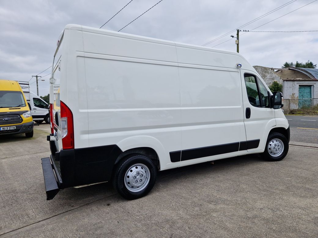 2020 Peugeot Boxer