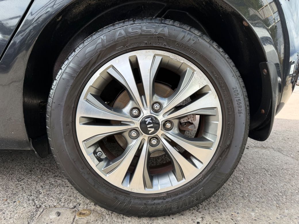 2017 Kia Venga