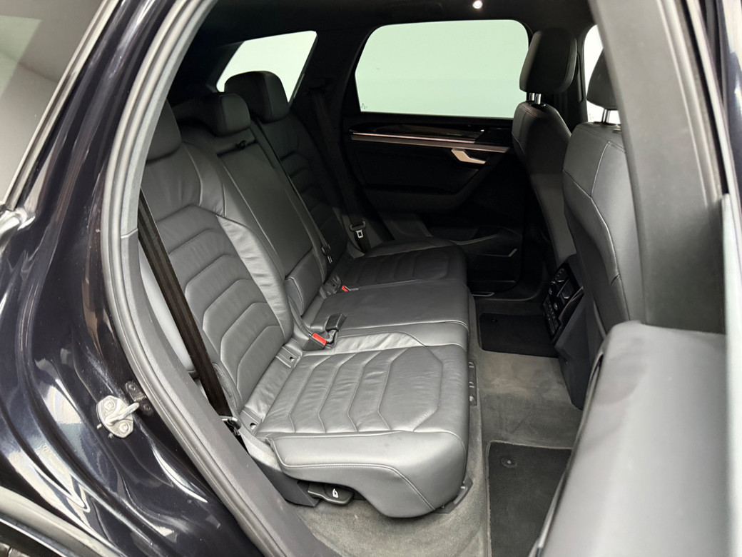 2019 Volkswagen Touareg