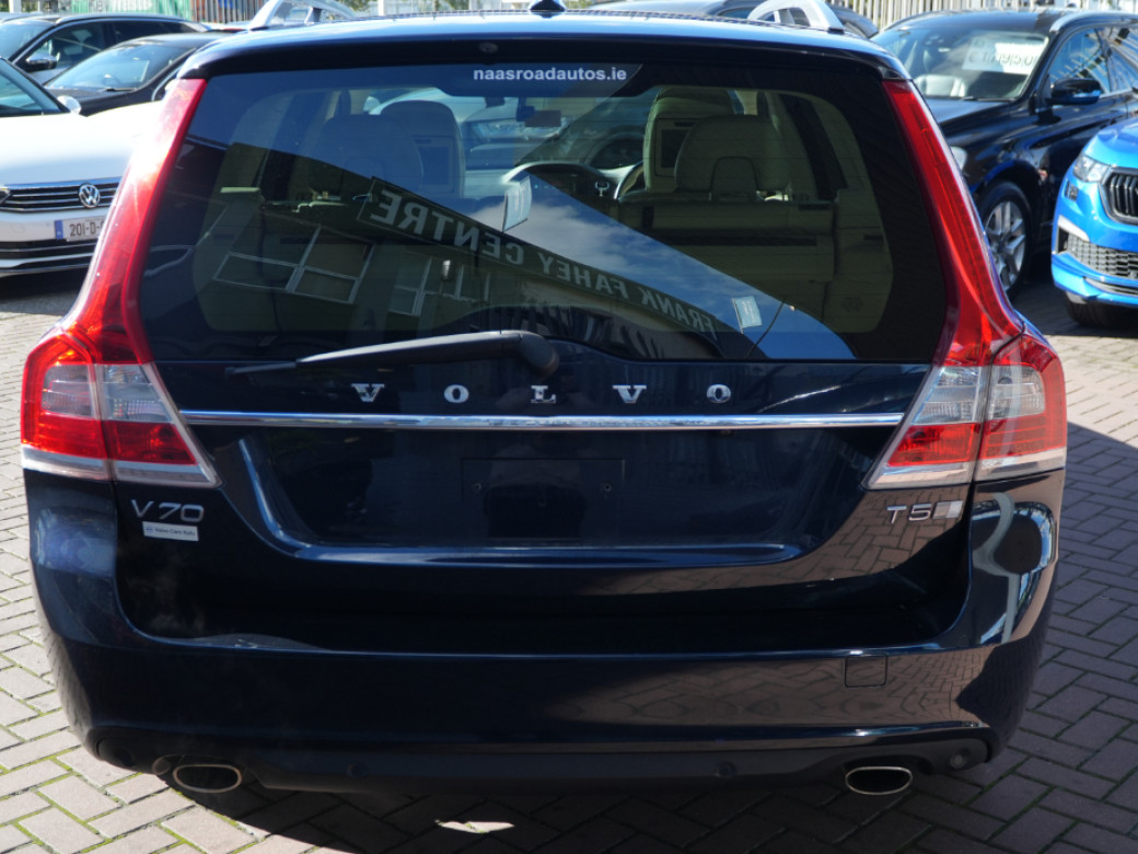 2017 Volvo V70