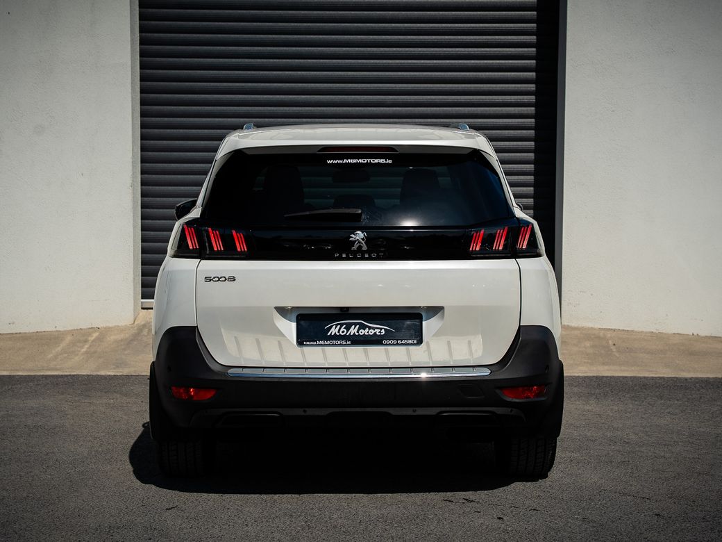 2021 Peugeot 5008