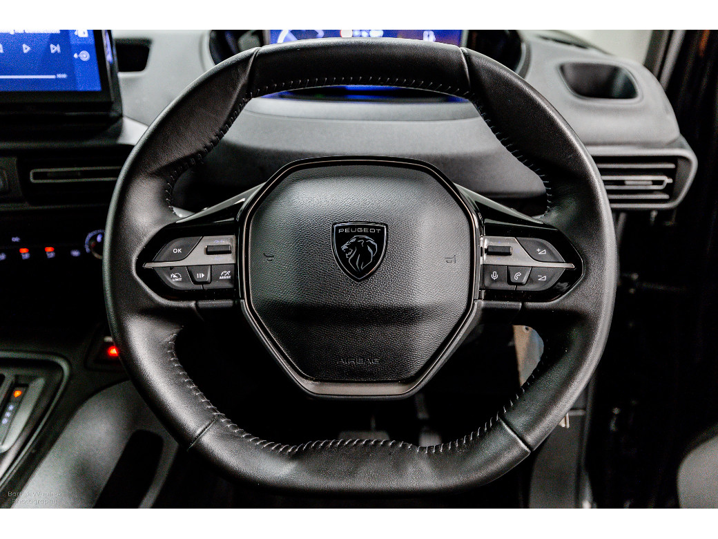 2025 Peugeot Rifter