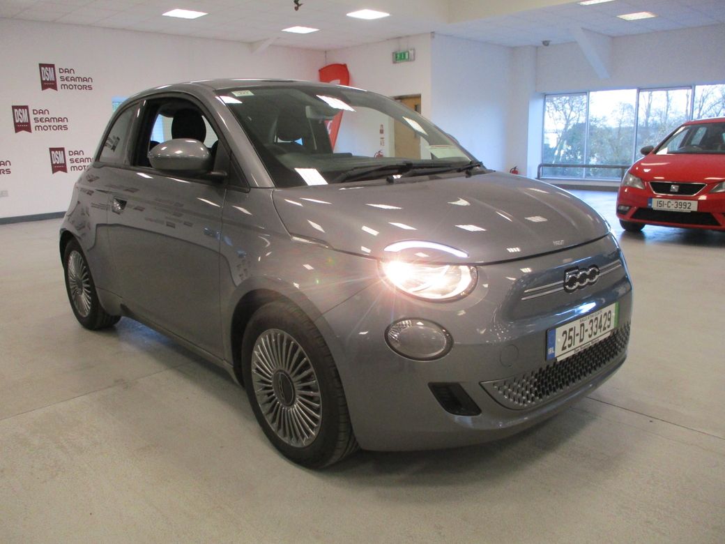 2025 Fiat 500e