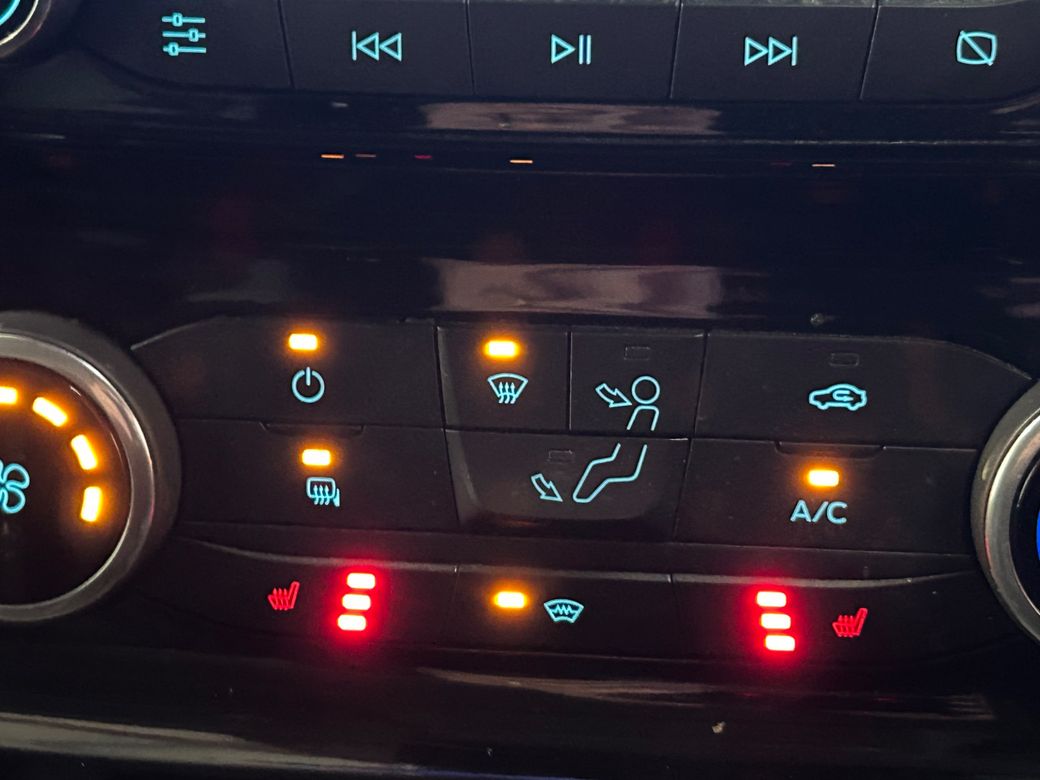 2023 Ford Transit Custom