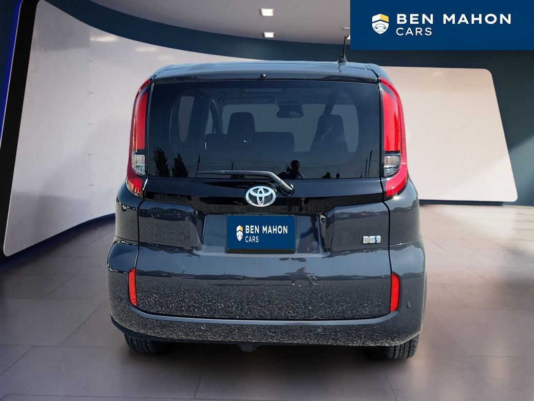 2023 Toyota Sienta