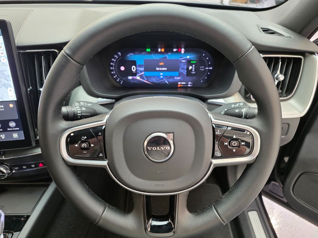 2025 Volvo XC60