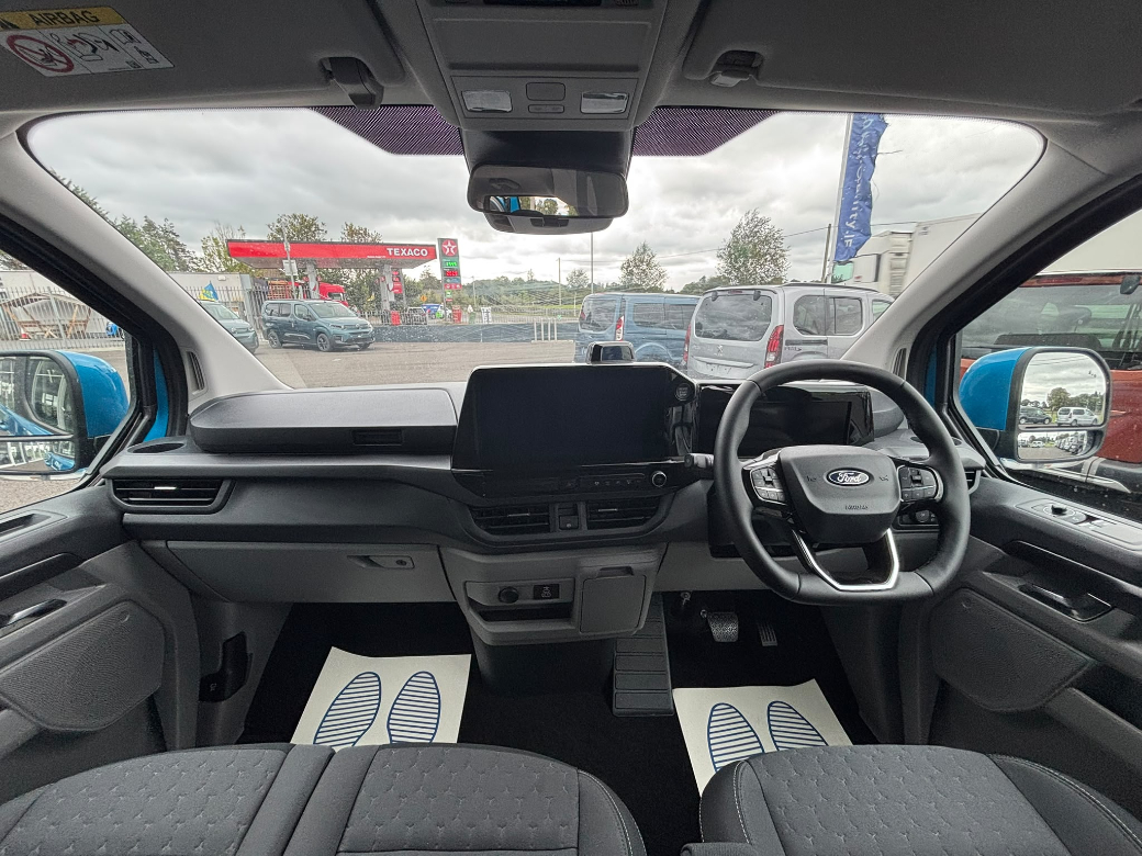2027 Ford Tourneo Custom
