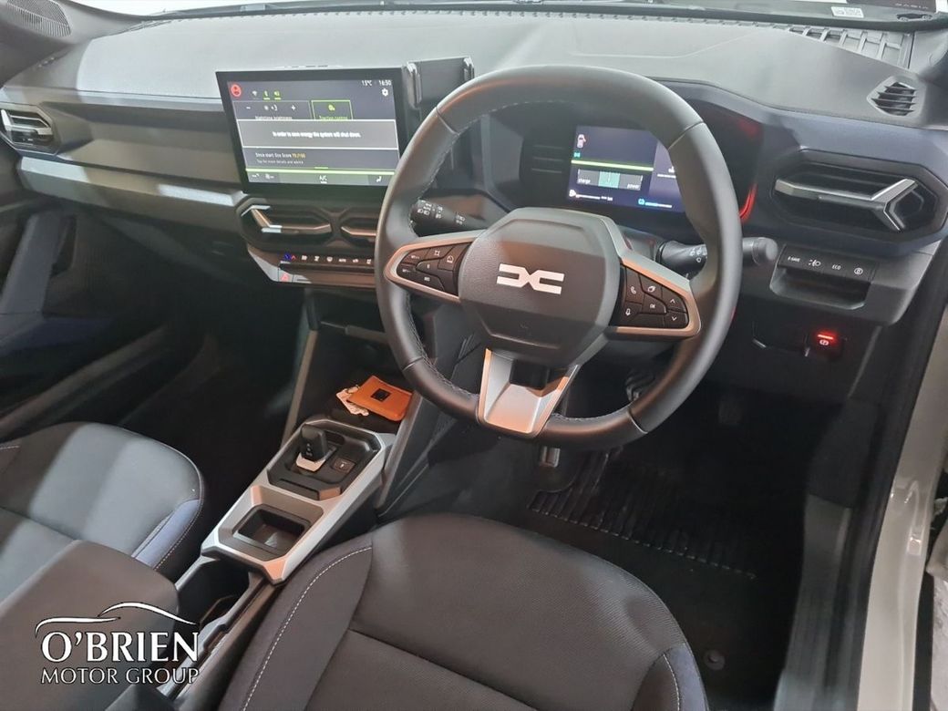 2025 Dacia Duster