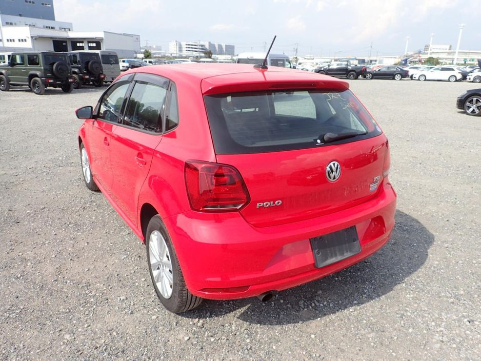2017 Volkswagen Polo