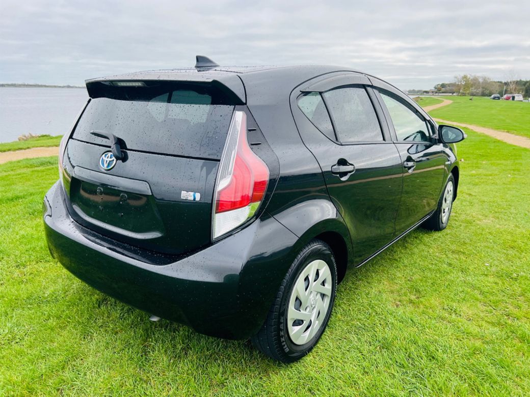 2016 Toyota Aqua