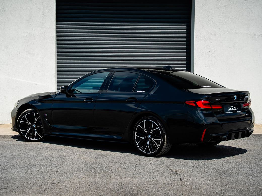 2022 BMW 5 Series