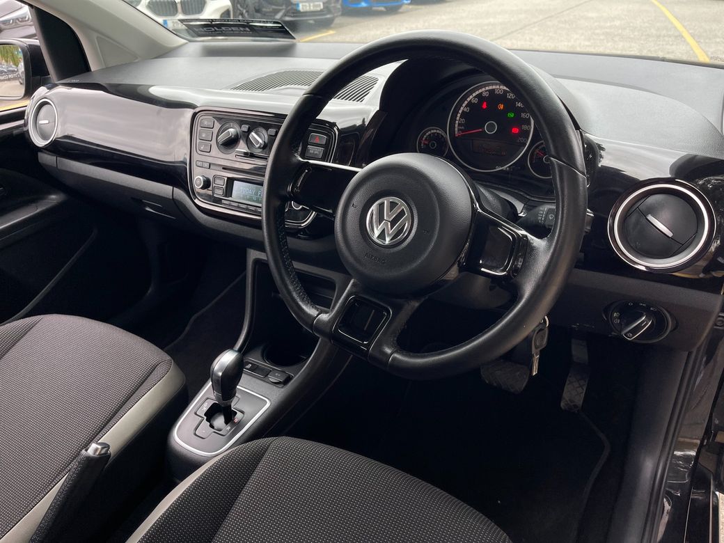 2016 Volkswagen up!