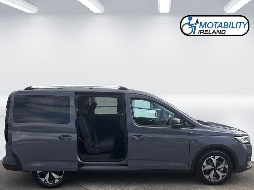 2025 Ford Tourneo Connect