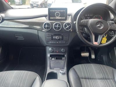 2012 Mercedes-Benz B 180