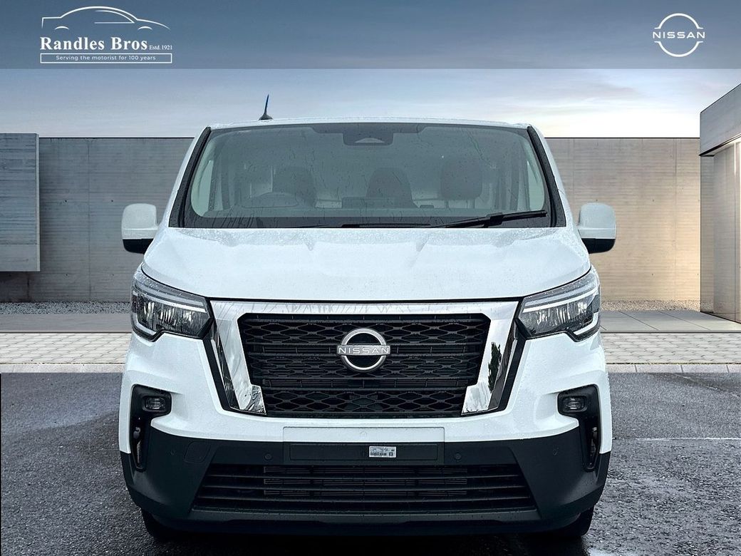 2025 Nissan Primastar