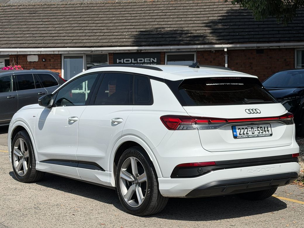 2022 Audi Q4