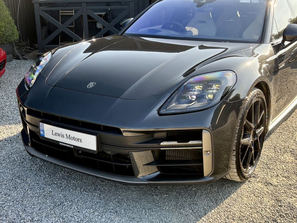 2025 Porsche Panamera