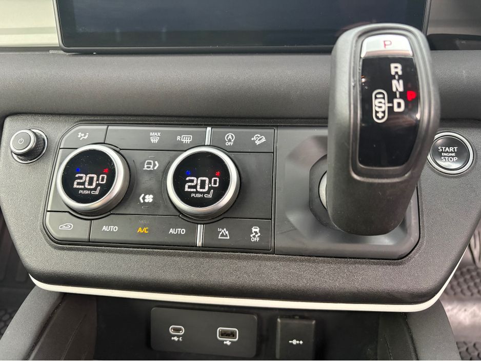 2022 Land Rover Defender