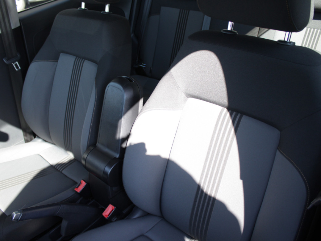 2016 Volkswagen Polo