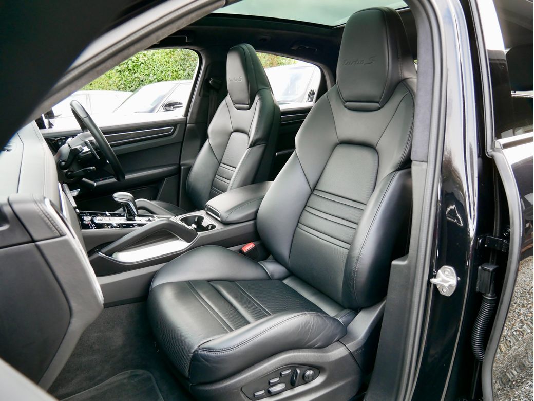 2022 Porsche Cayenne