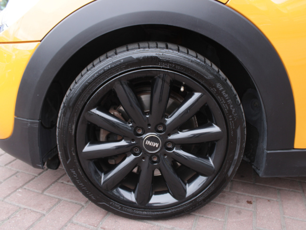 2016 Mini Cooper D