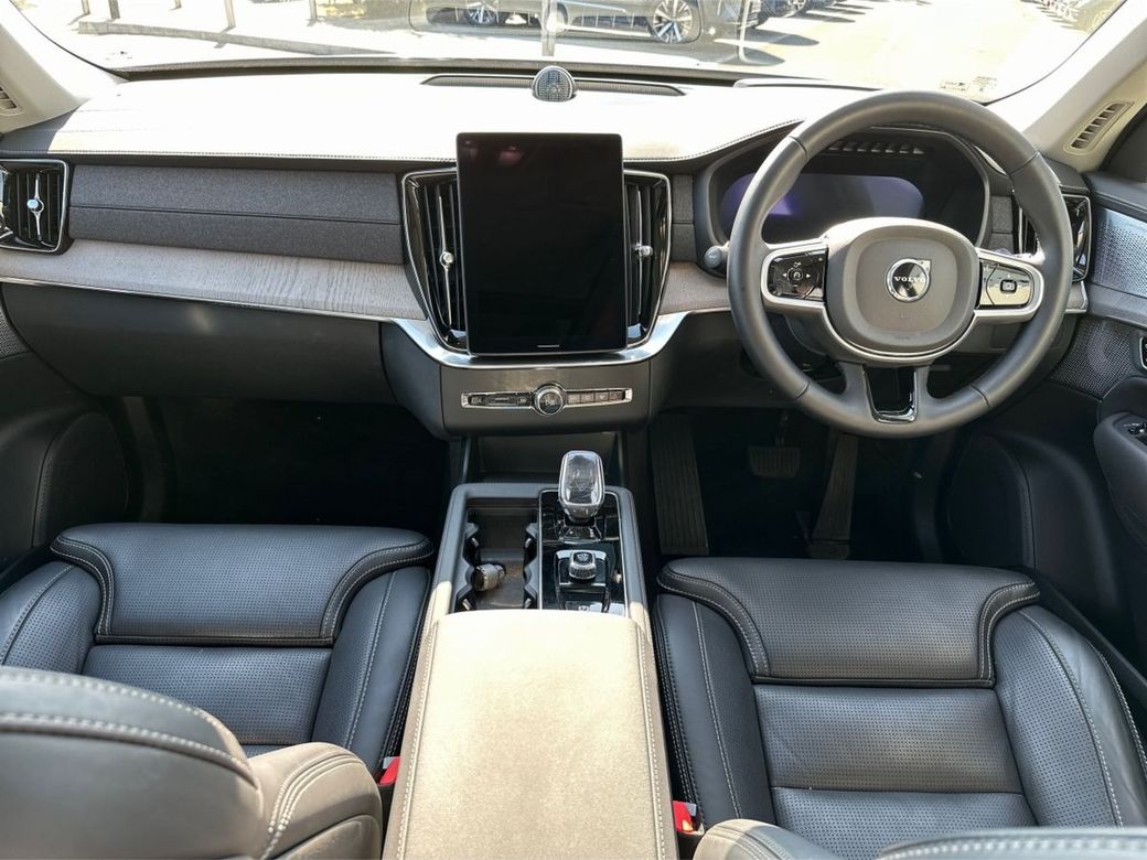 2025 Volvo XC90