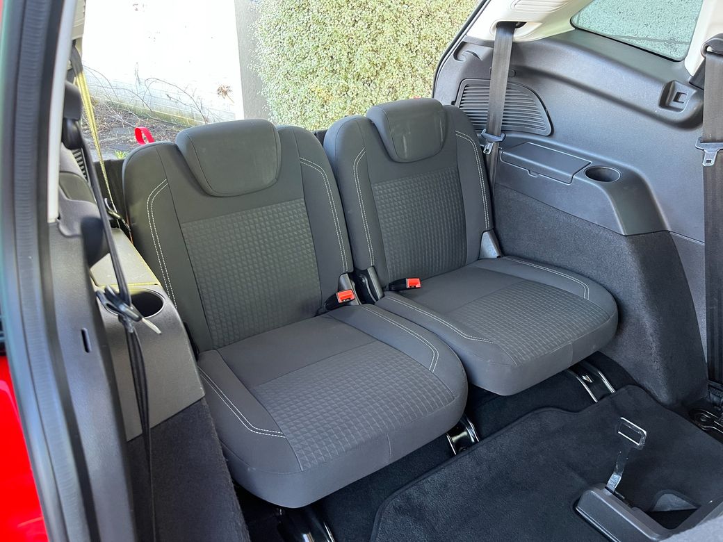 2017 Ford Grand C-Max