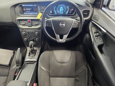 2014 Volvo V40