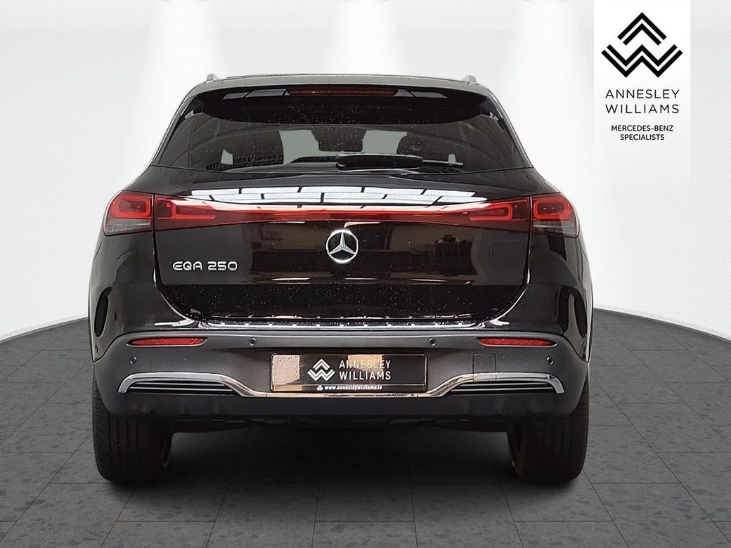 2021 Mercedes-Benz EQA