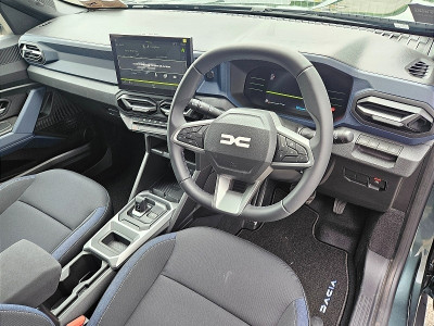 2025 Dacia Duster
