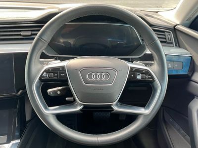 2022 Audi e-tron