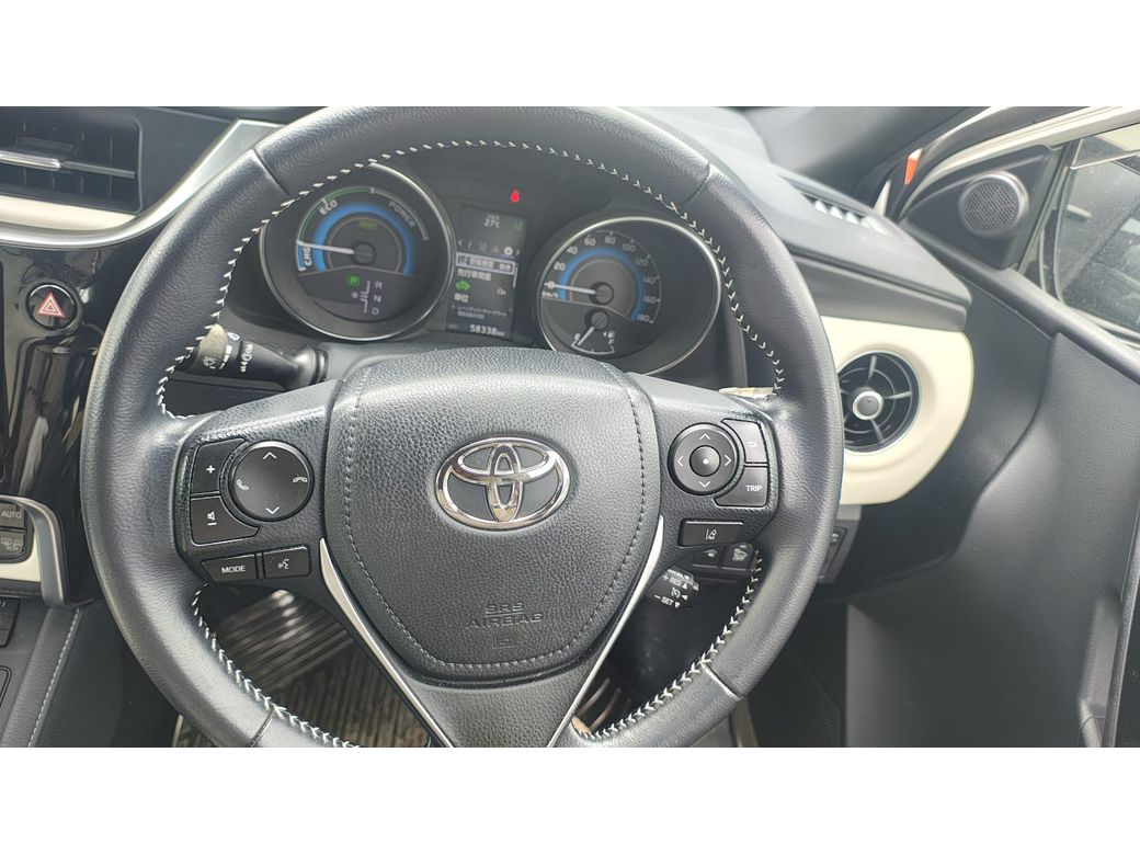 2016 Toyota Auris
