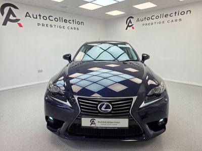 2015 Lexus IS 300h