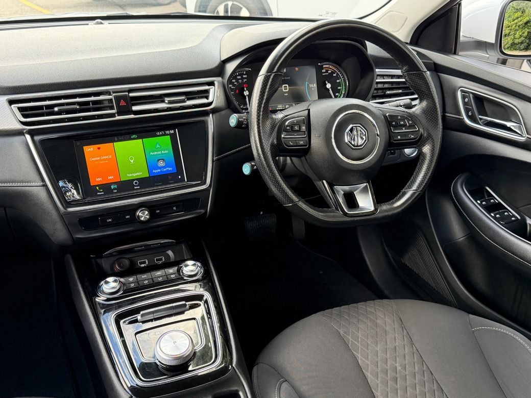 2022 MG 5