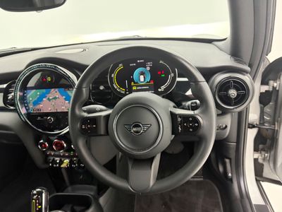 2023 Mini Hatch
