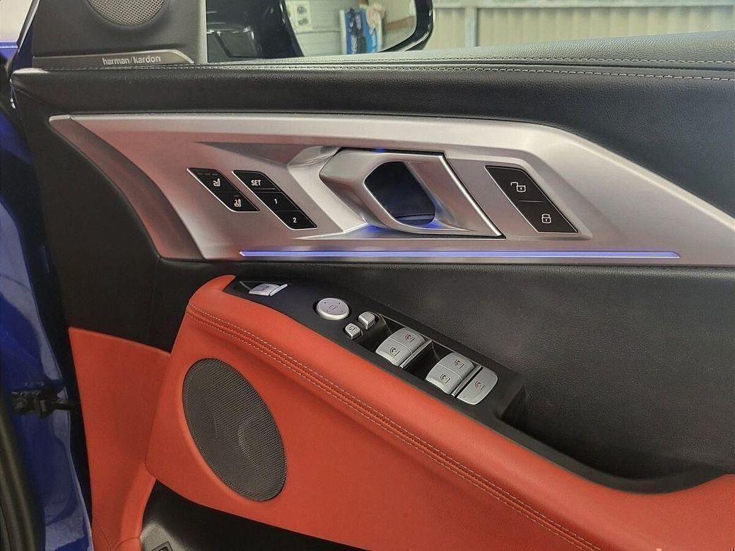 2025 BMW XM