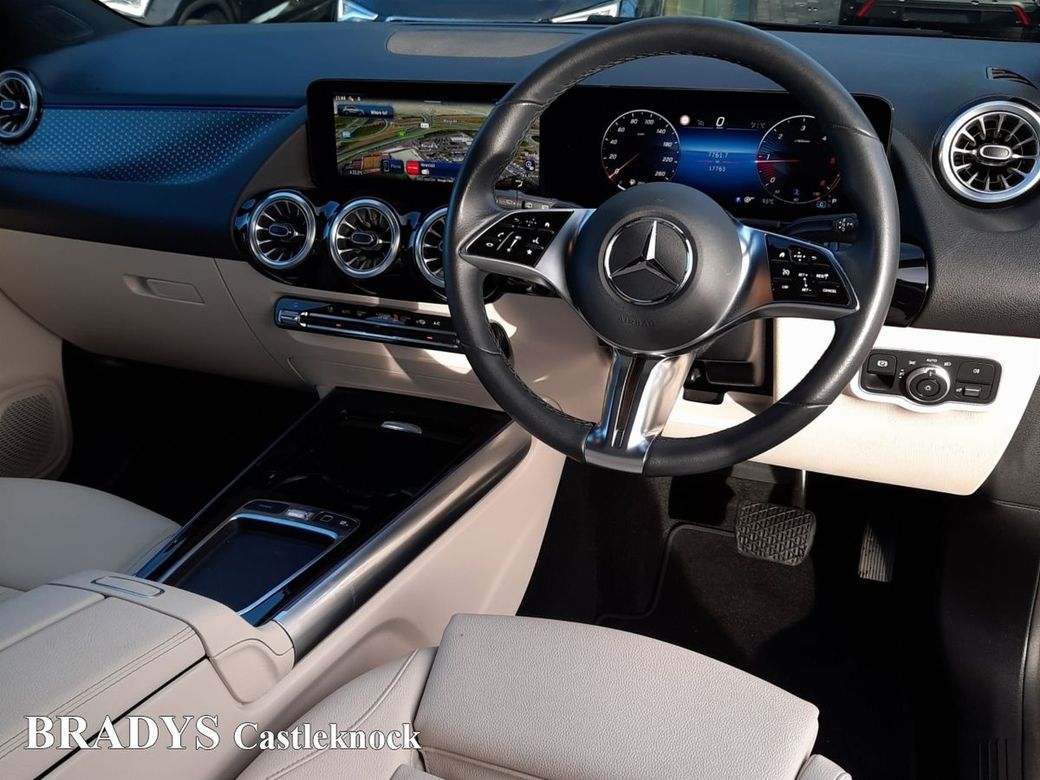 2025 Mercedes-Benz GLA Class