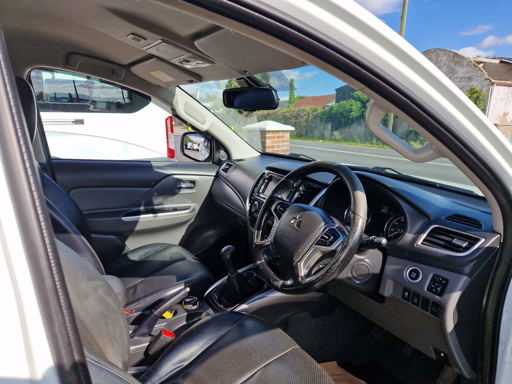 2017 Mitsubishi L200