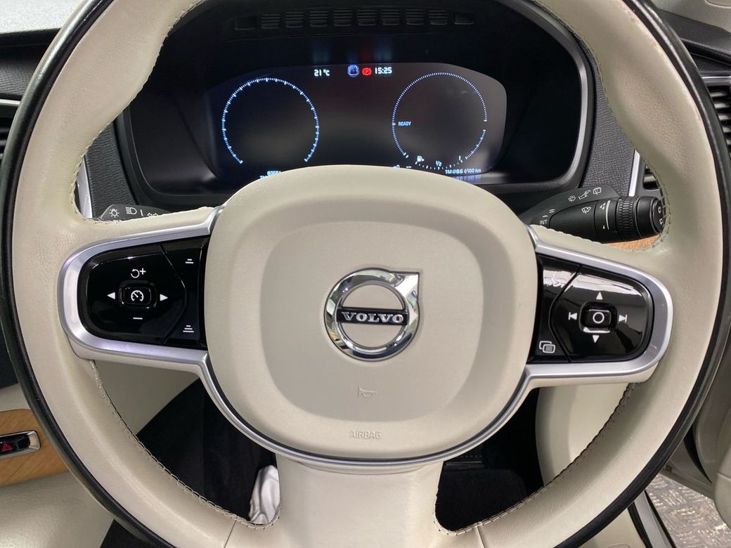 2022 Volvo XC90