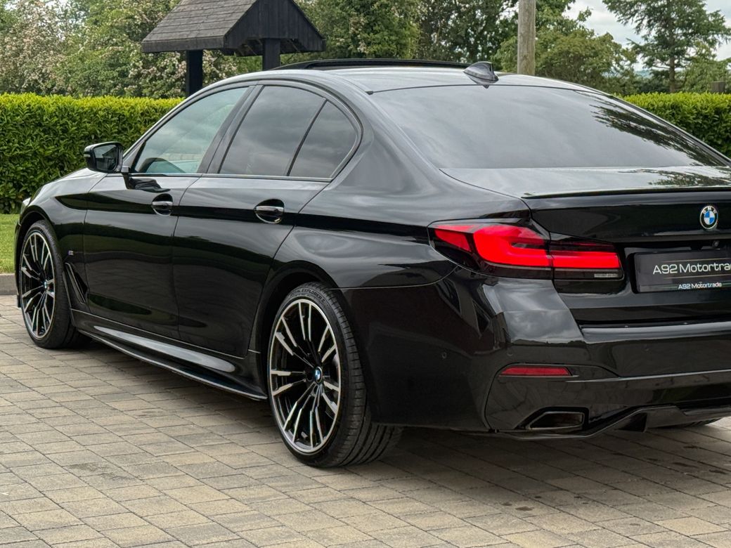 2022 BMW 5 Series