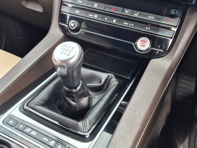 2016 Jaguar F-Pace