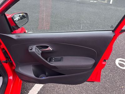 2017 Volkswagen Polo