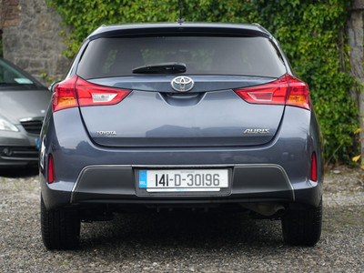 2014 Toyota Auris